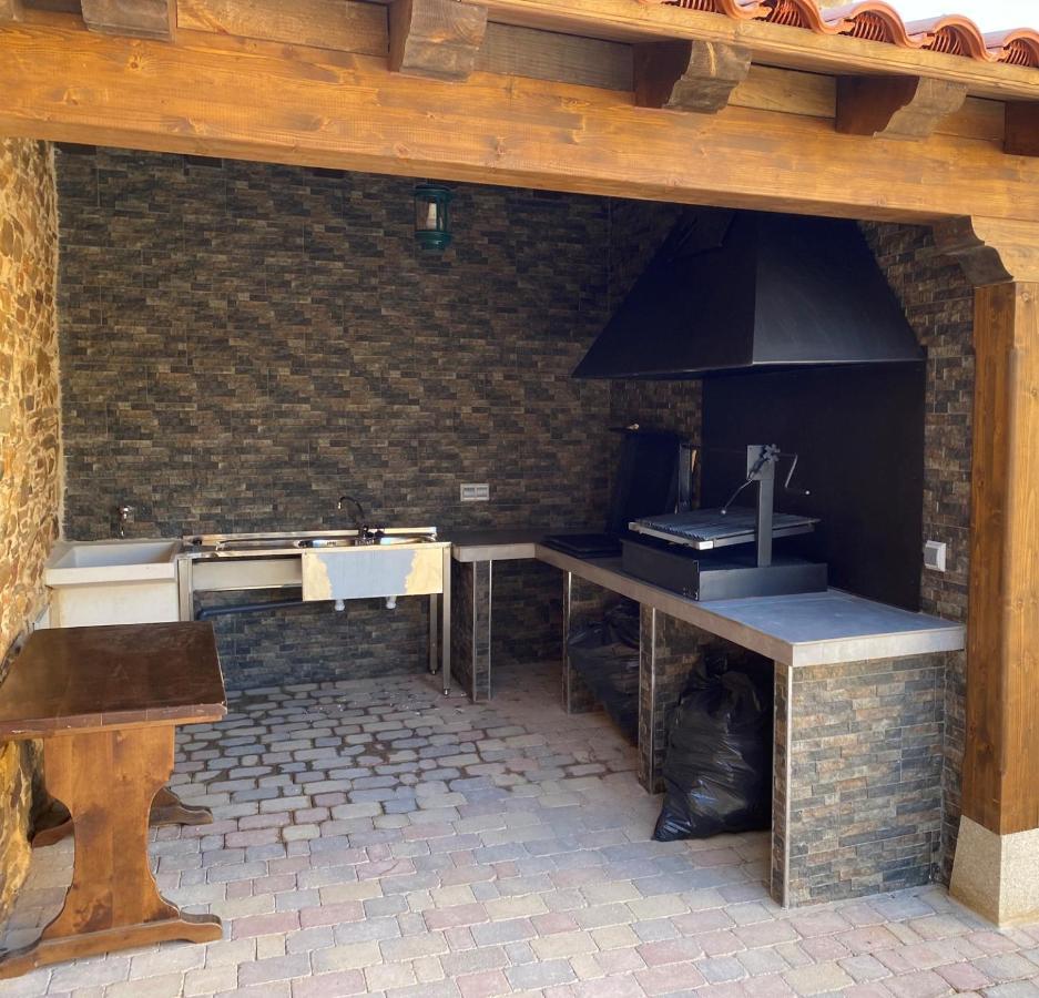 Casa Amada Con Piscina Villa Murias de Pedredo ภายนอก รูปภาพ